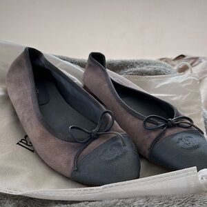 Chanel 100% AUTHENTIC ballet flats